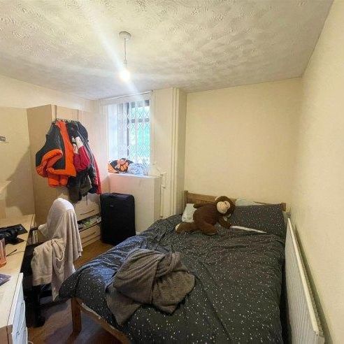 4 bedroom house share to rent - Photo 1