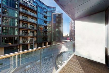 Battersea Reach, Battersea, SW18 - Photo 2