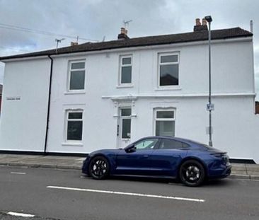 1 bedroom in a house share to rent - Photo 5