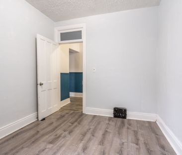 For Lease - 21 Oxford Street, Hamilton, Ontario - Photo 3