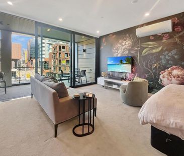 Immaculately Presented, Fully Furnished Studio ... - Photo 2