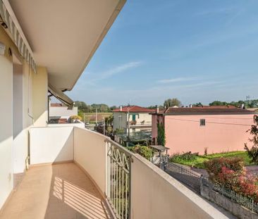 Via Valsanzibio, Padova, Veneto 35143 - Photo 4