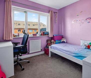 4 bedroom detached house to rent - Photo 6