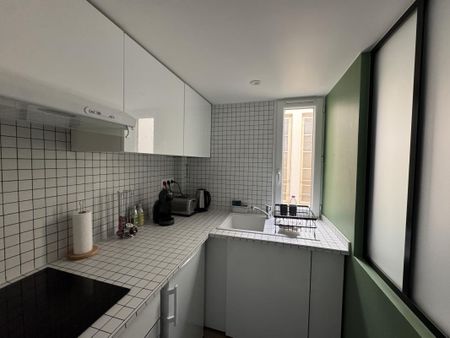 Location Appartement 1 pièce Meublé 30m² PARIS 8ème - Photo 3