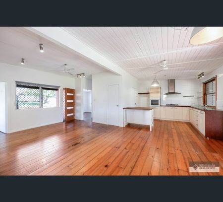47 George Street, Bundaberg South, Qld 4670 - Photo 5