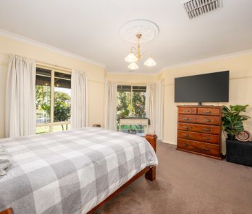Impressive 4 Bedroom Home in Shepparton North - Photo 3