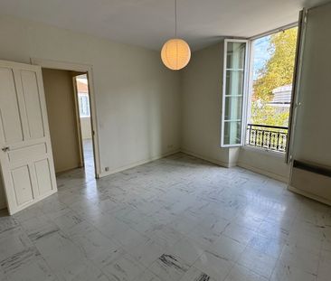 HYPER CENTRE quartier FOIRAIL et proche Universités T2 450 € cc, - Photo 2