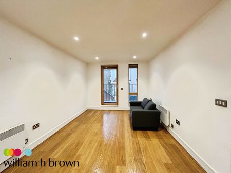 College Street, Ipswich - Photo 2