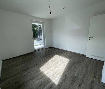 Schöne Erdgeschosswohnung in energetisch saniertem Haus frei! - Photo 1