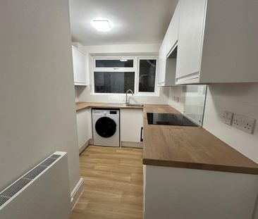 2 bedroom flat to rent - Photo 6