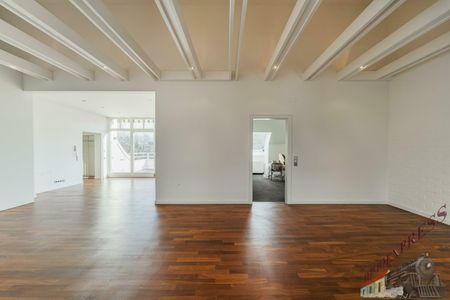 Exklusiv und perfekt aufgeteilte Dachgeschoßwohnung 92 m², 2 Zimmer + 16 m² südostseitige Terrasse in zentraler Lage, Speisinger Straße, klimatisiert - Foto 2