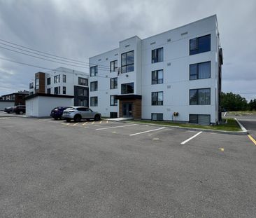 4 1/2 à Louer à Alma - Avenue René-Gagno - Photo 2
