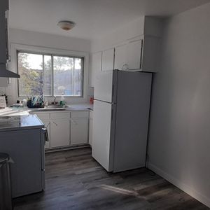 1 Chambre à Coucher 1 Salle De Bain Appa - Photo 3