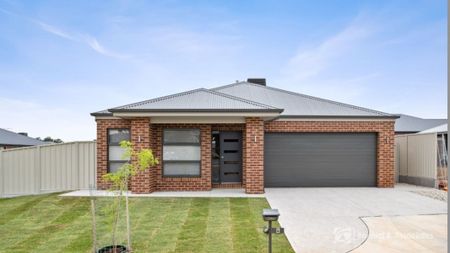 4 Calder Close, West Wodonga - Photo 4