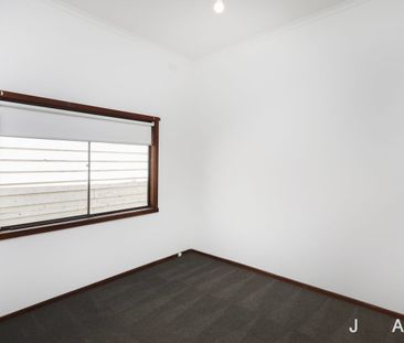 UPDATED HOME IN GREAT LOCATION - Photo 6