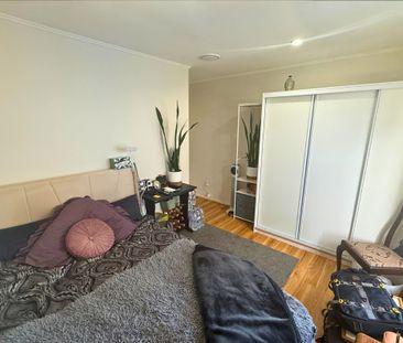 Convenient 3-Bedroom Unit – Affordable City Living - Photo 4