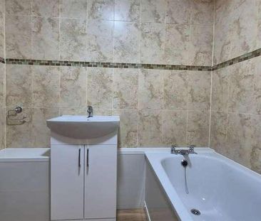 Walpole Walk, West Bromwich, B70 - Photo 5