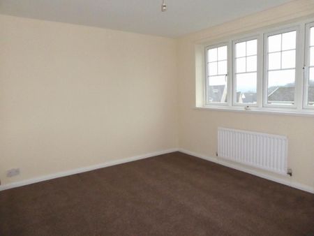 3 bedroom end of terrace house to rent - Photo 3