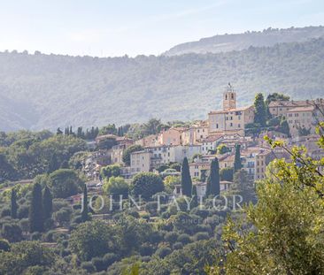 Maison à louer Valbonne, Cote d'Azur, France7 500 EUR / Mois - Photo 5