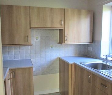 1 bedroom retirement property to rent - Photo 4