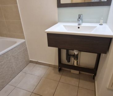 Location Appartement 3 pièces 76m² ARGENTEUIL 95100 - Photo 5