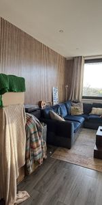 Quilters Way, Stoke Mandeville, AYLESBURY - Photo 4