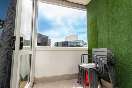 Central City Apartment - Photo 5