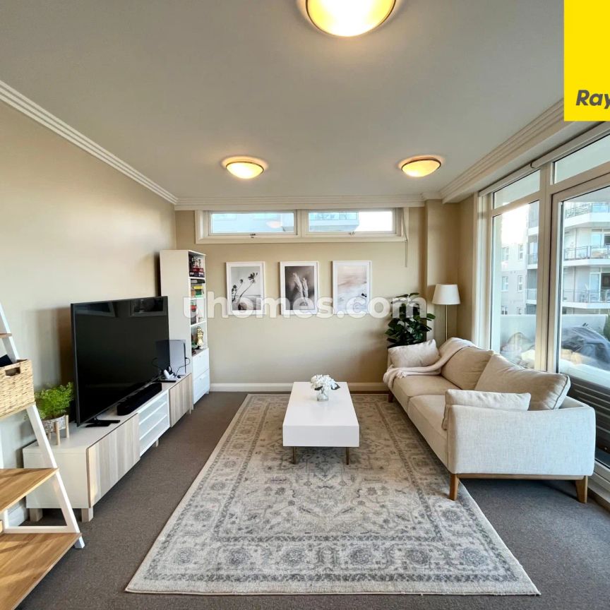 1Bedrooms, 1Bathrooms - Photo 1