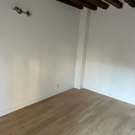 Location Appartement 1 pièce 14m² - Photo 4