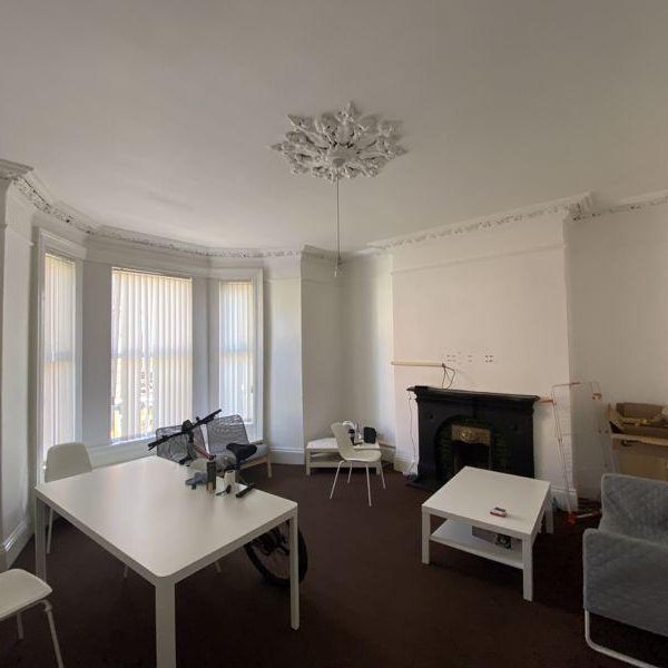 1 bedroom property to rent - Photo 1