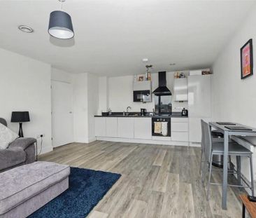 2 Bedroom Flat / Apartment to let - Photo 4