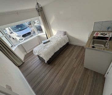 Room in a Shared House, Brushfield Road, B42 - Photo 4