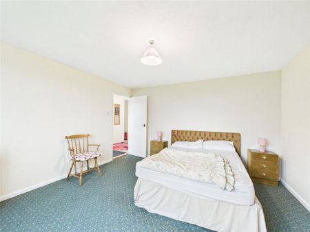 3 bedroom bungalow to rent - Photo 3