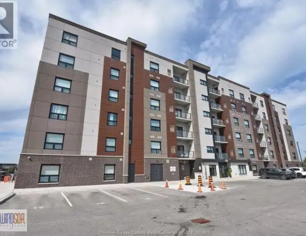 728 BROWNSTONE DRIVE Unit# 305 | 728 BROWNSTONE DRIVE Unit# 305, Lakeshore - Photo 1