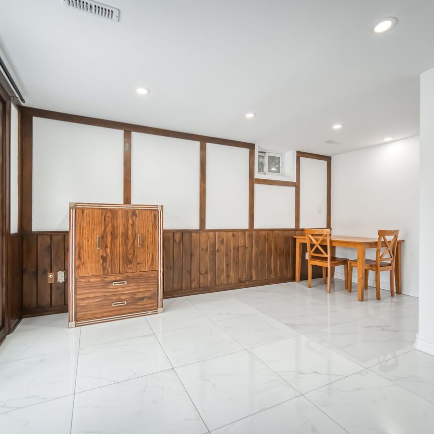 For Lease - 106 Deanscroft Square Unit# Bsmt, Toronto, Ontario - Photo 1