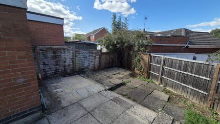 3 bedroom detached house to rent - Photo 5