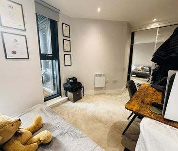 2 bedroom flat to rent - Photo 4