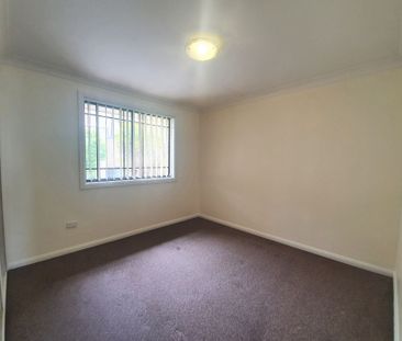 3-Bedroom Villa in Prime Macquarie Fields Location! - Photo 6