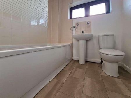 Badminton Road, Rushey Mead, Leicester, LE4 - Photo 3