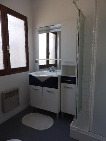 Location Appartement 1 pièce 17m² LE BOUSCAT 33110 - Photo 2