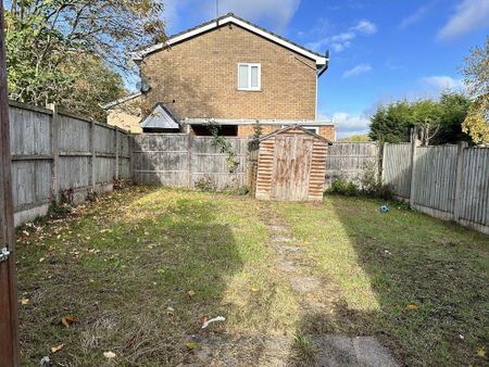 2 bedroom semi-detached house to rent - Photo 4