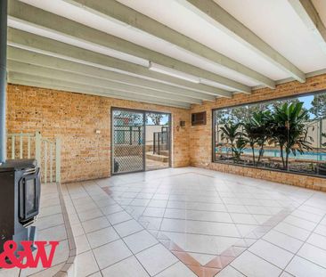 LARGE HOME WITH A POOL !! - Photo 1