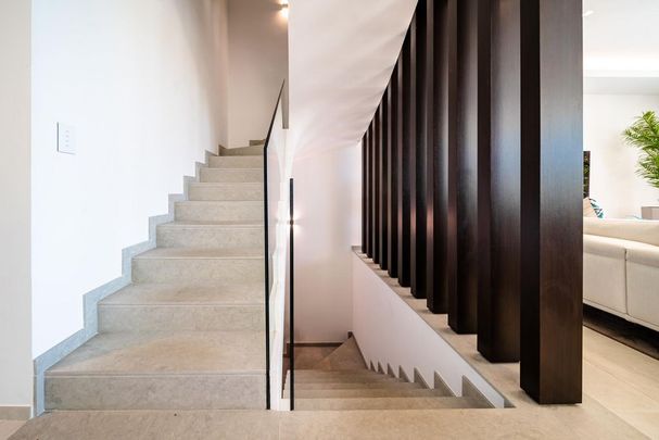 4 bedroom luxury Villa for rent in Marbella, Andalusia - Photo 1