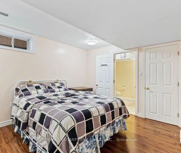 Detached Home For Lease | W9251835 - Photo 6