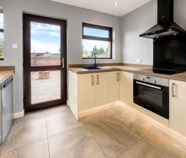 4 Milebush Cottages, Carrickfergus, BT38 7QH - Photo 4