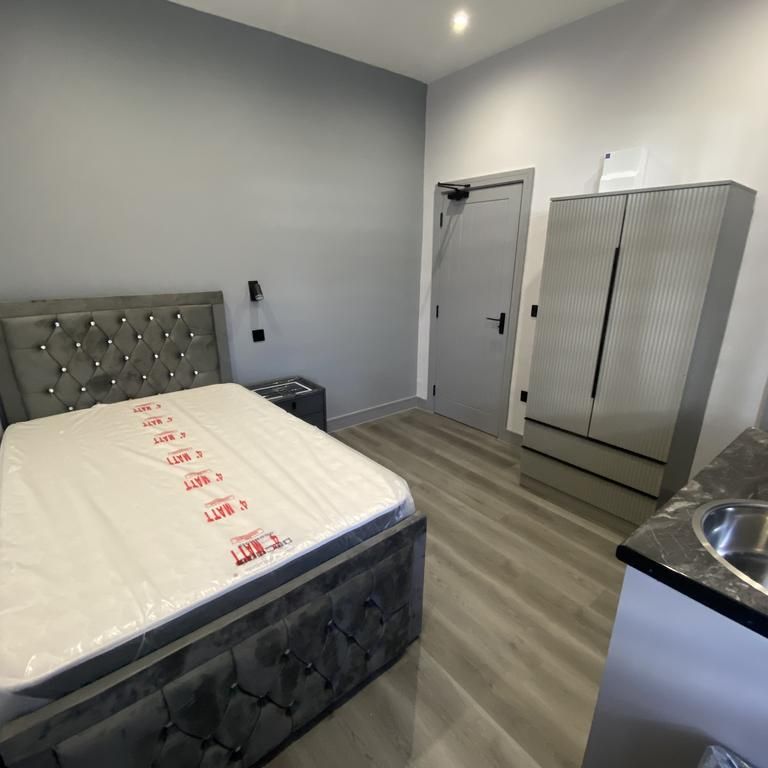 1 bedroom in a house share to rent - Photo 1