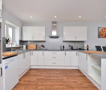 Oriental Road, Woking, Surrey, GU22 7AL - Photo 5