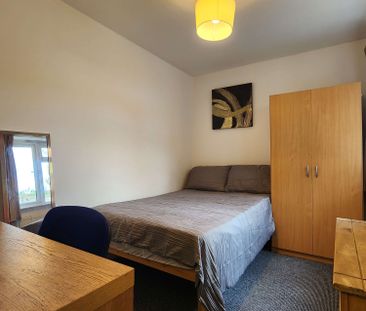 College Road 33 Room 2 - Photo 4