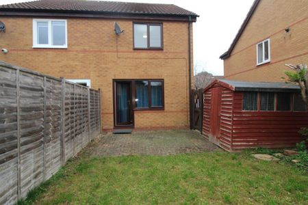 2 bedroom detached house to rent - Photo 2