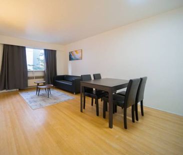 Furnished Studio @1925 Nelson -Available NOW - Photo 4